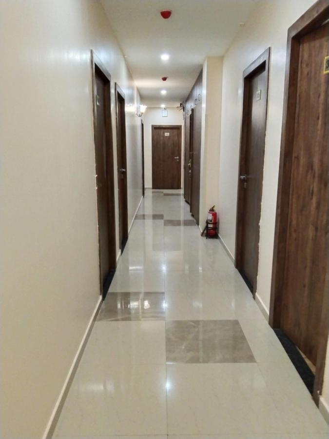 Hotel Ocean Suites مومباي المظهر الخارجي الصورة